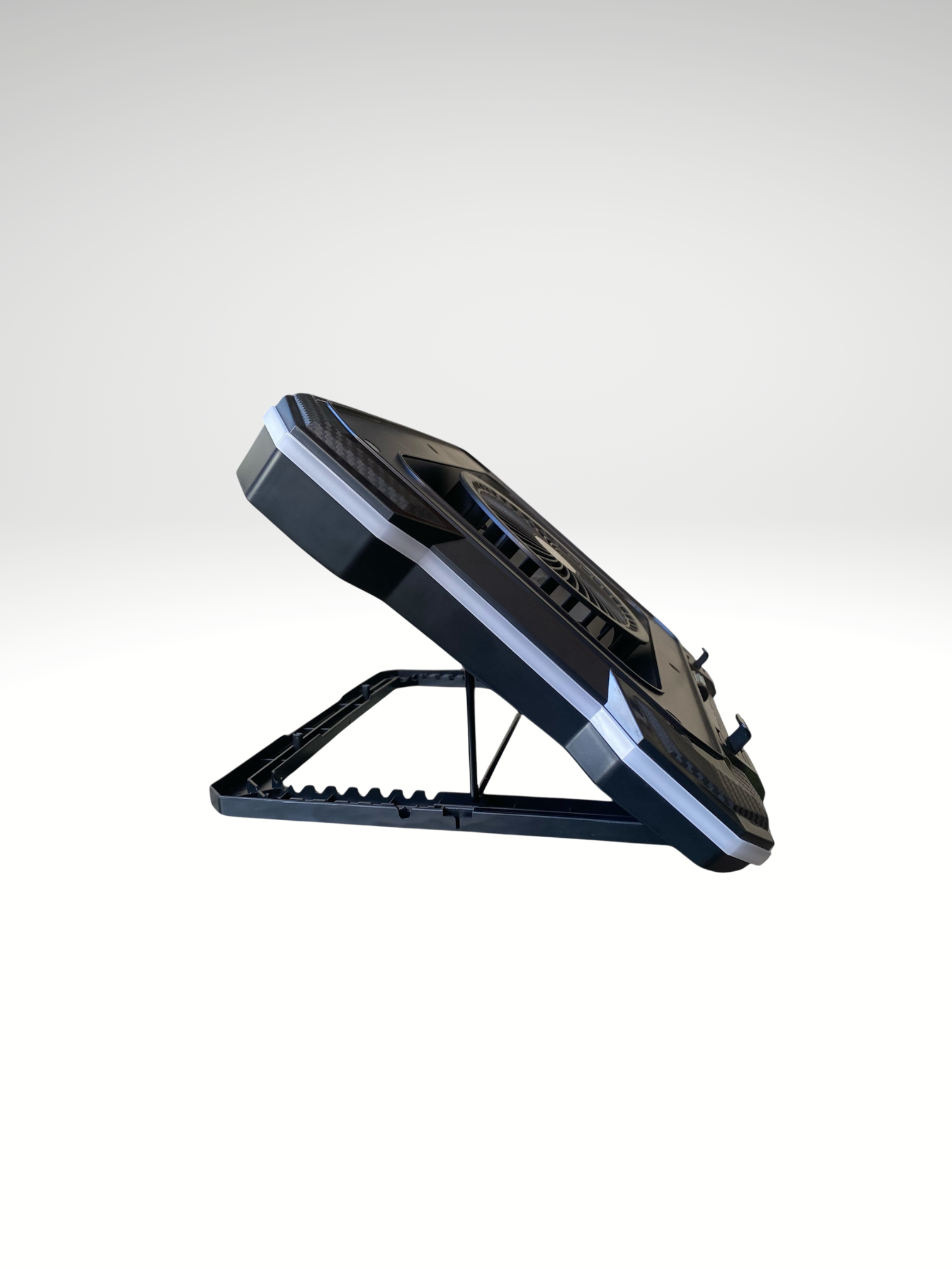 TE-7133N - Cooler TEROS RGB (14”–19”)